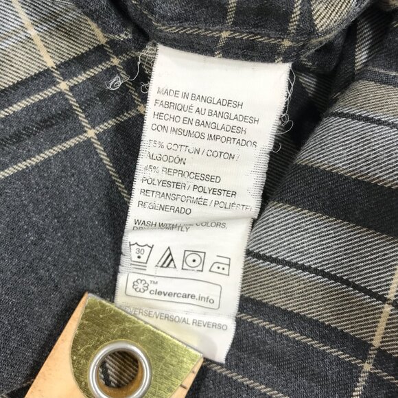 Van Heusen Shirt Men's Large Gray Plaid Regular Fit Never Tuck Button Down LS - Picture 4 of 11